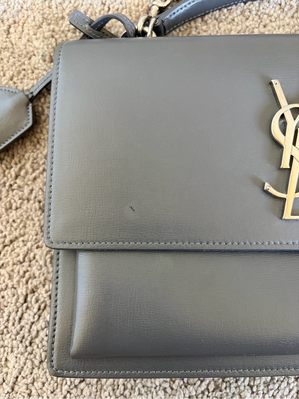 Saint Laurent sunset with silver YSL Hardware - Picture 3 of 5